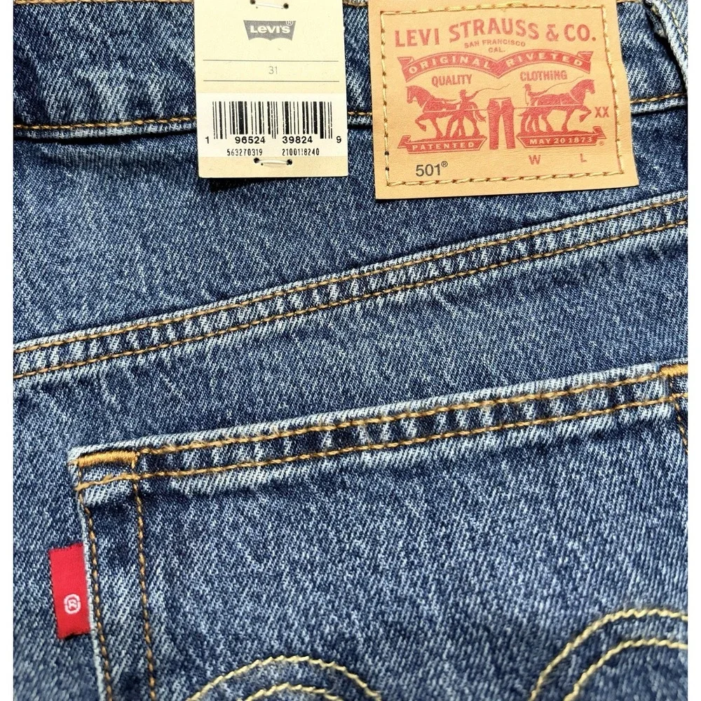 Levi's 501 NWT High Rise Women's Shorts Blue Fringe Size 31 Button Fly